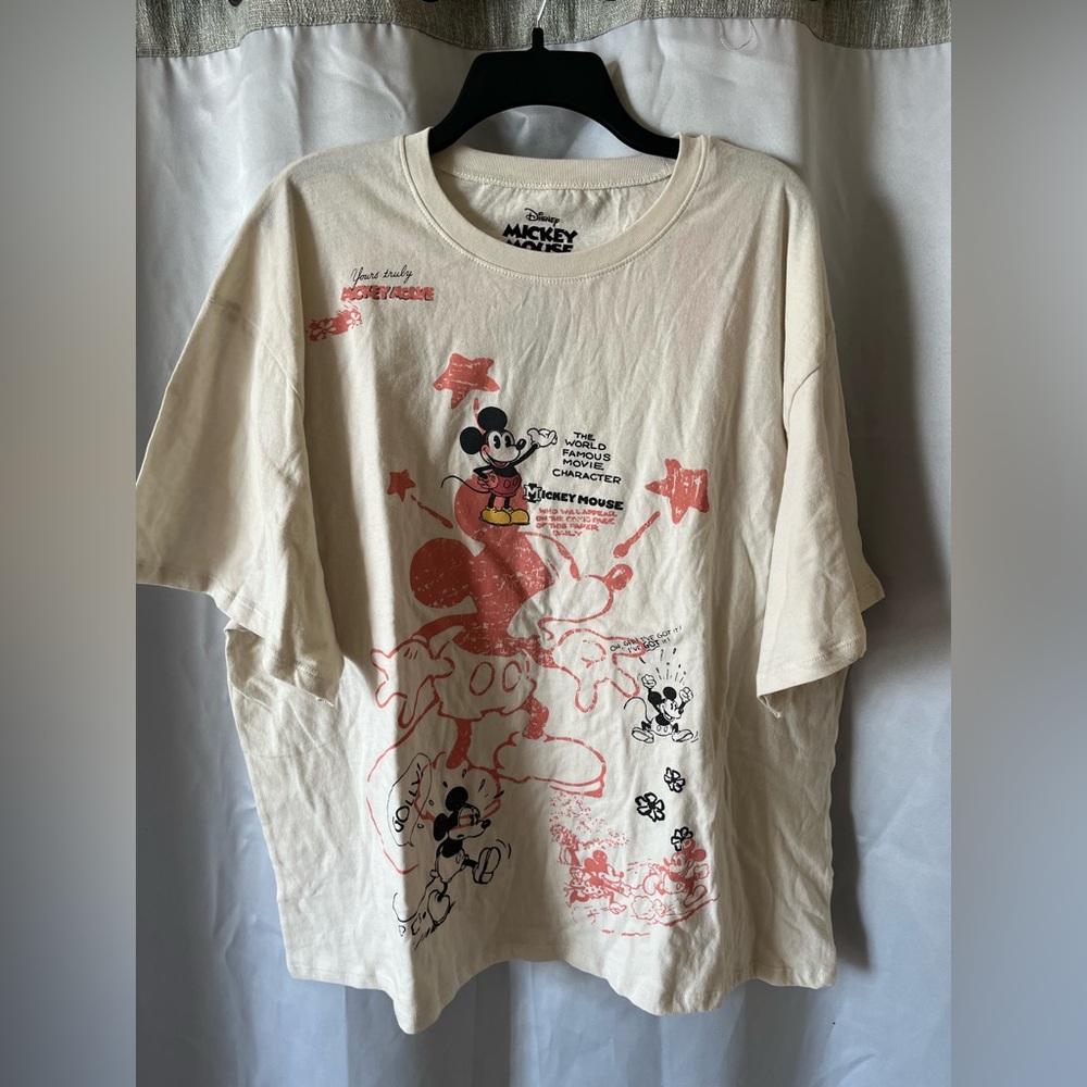 Disney Women's Mickey Scribble Oversized Short Sleeve Graphic T-Shirt